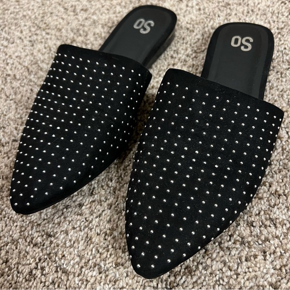 SO Black Pointed Toe Studded Mules - Picture 2 of 5